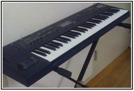 Teclado Korg